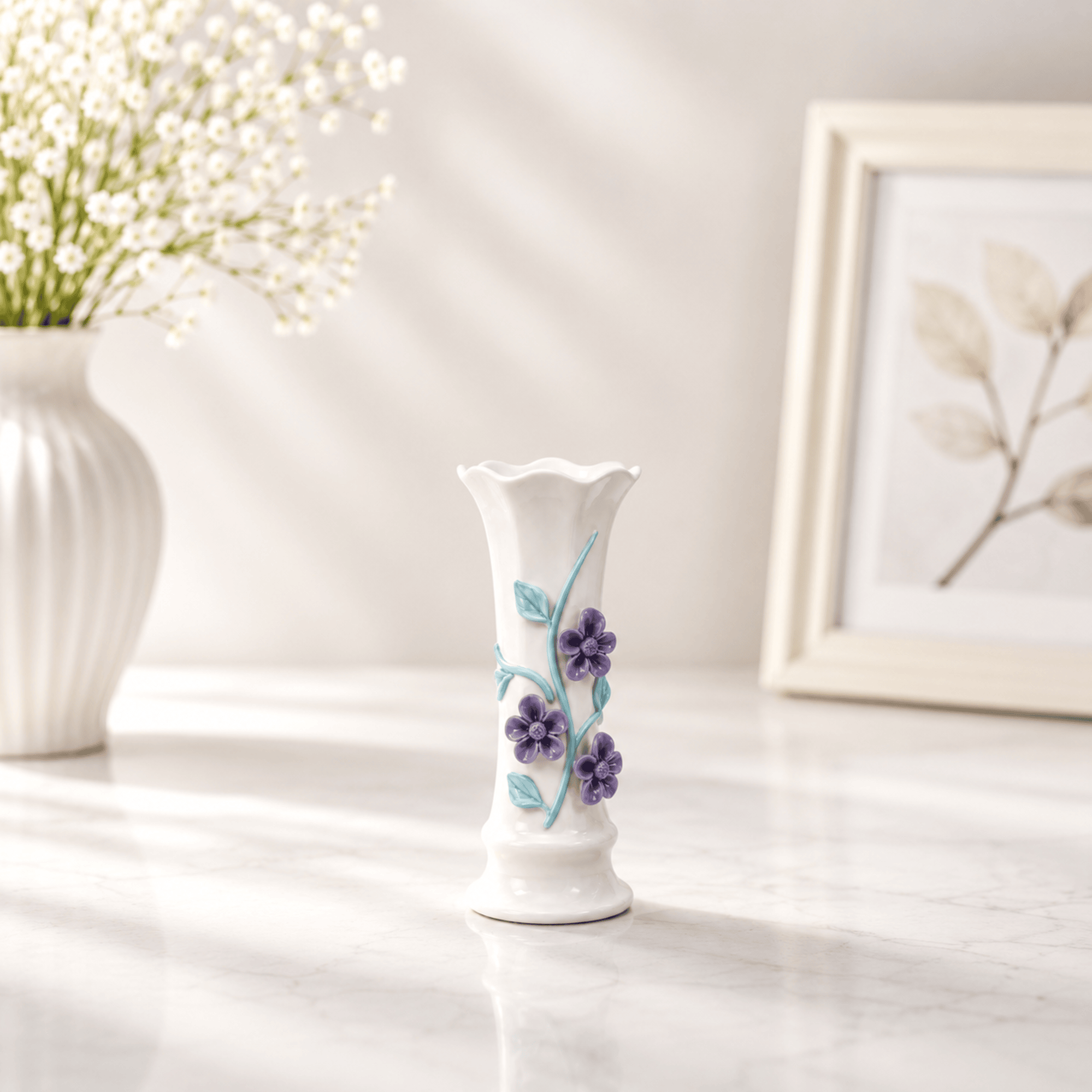 Handcrafted Ceramic Flower Vase – Elegant White Decorative Floral Vase for Home Décor