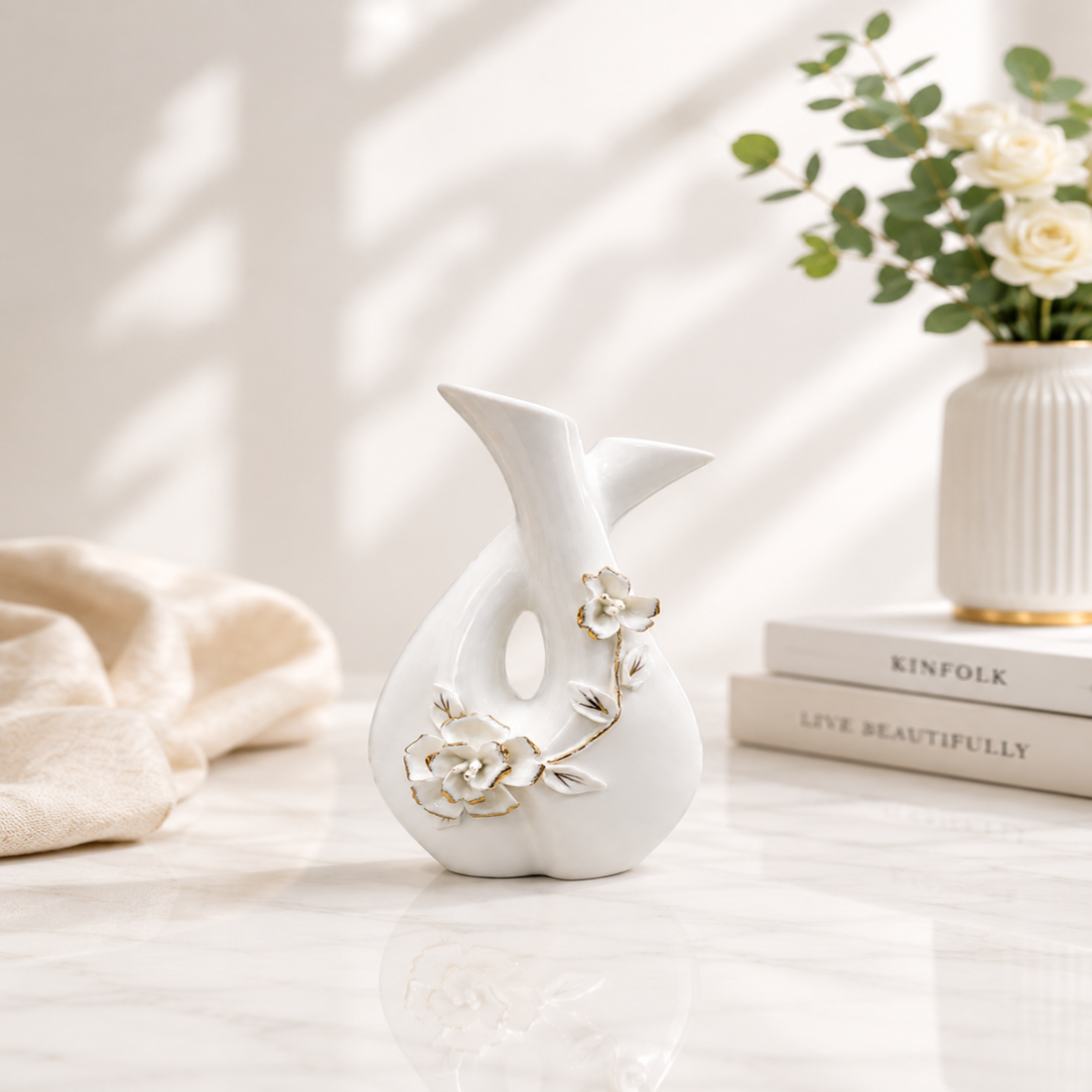 Luxury Gold-Detailed White Blossom Vase – Modern Sculptural Ceramic Decor for Living Room